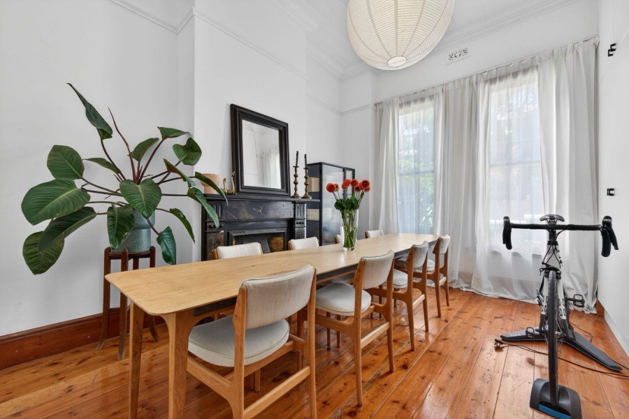 4 Bedroom Property for Sale in Oranjezicht Western Cape